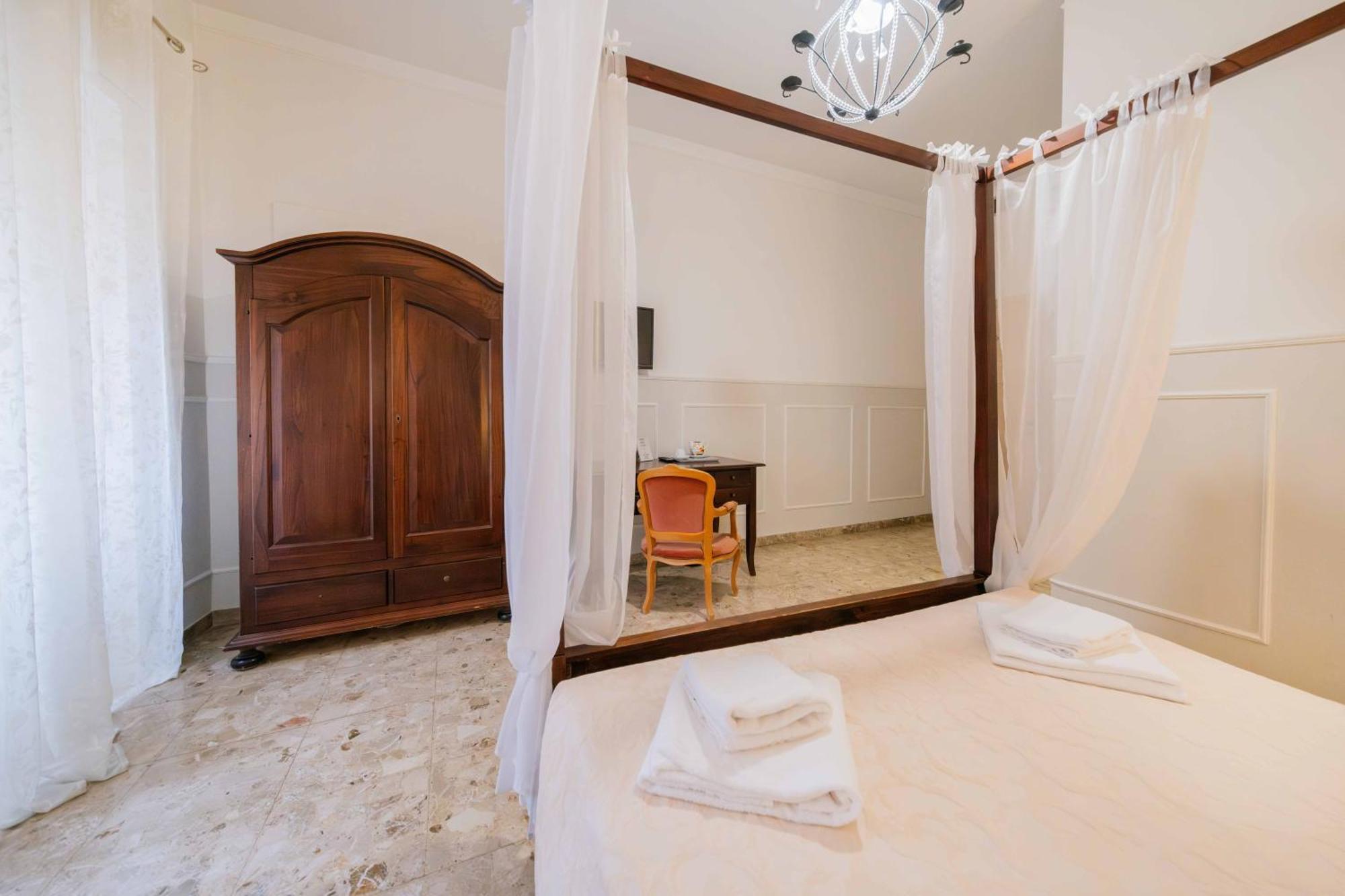 Al Teatro Hotel Verona Luaran gambar